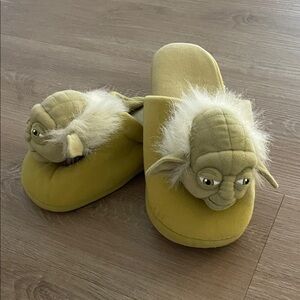 Vintage Yoda Slippers